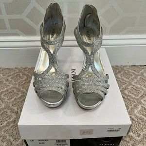 Alfani Tacy Silver Heels Size 8